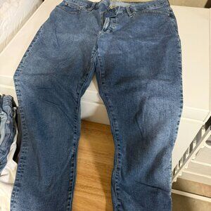 Madewell The Perfect Vintage Mid Rise Tapered Jeans (Knowland) - Size 32/14